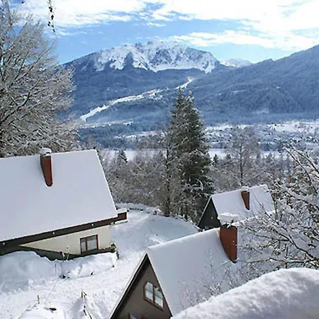 Holiday Home In Jenig Carinthia With Pool Ениг